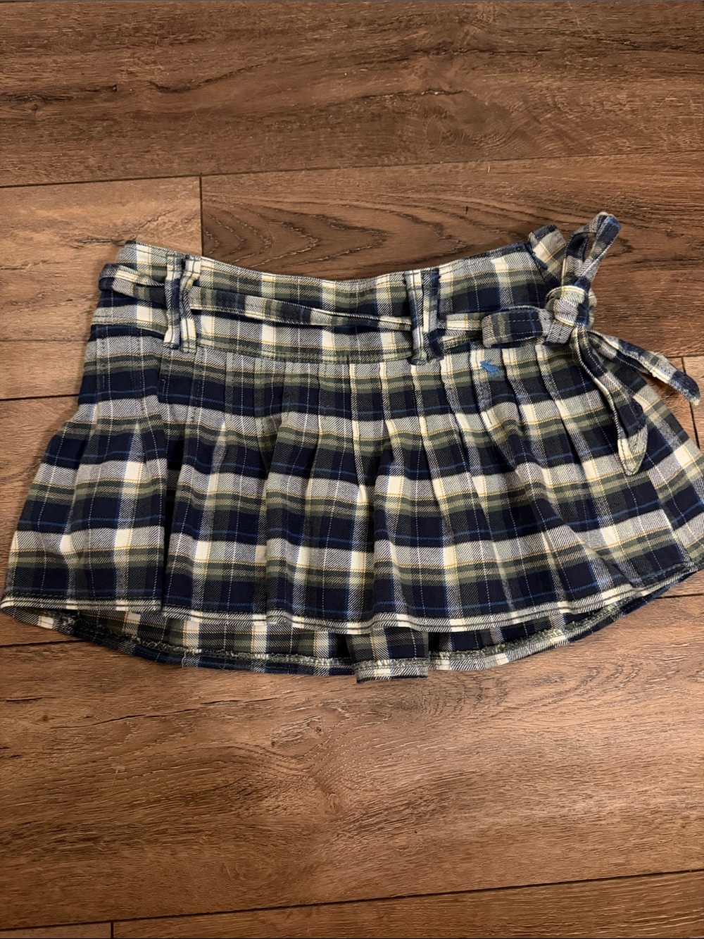 Y2K Abercrombie & Fitch Plaid Bow Mini Skirt
